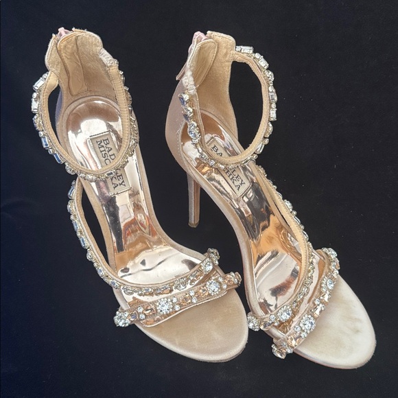 BADGLEY MISCHKA Satin Heels - Picture 2 of 9